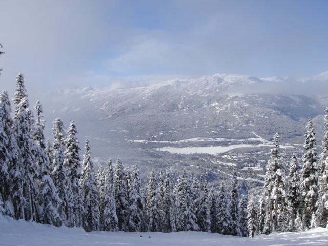 2011-02-18-Whistler ski trip with Mussattos-17.jpg